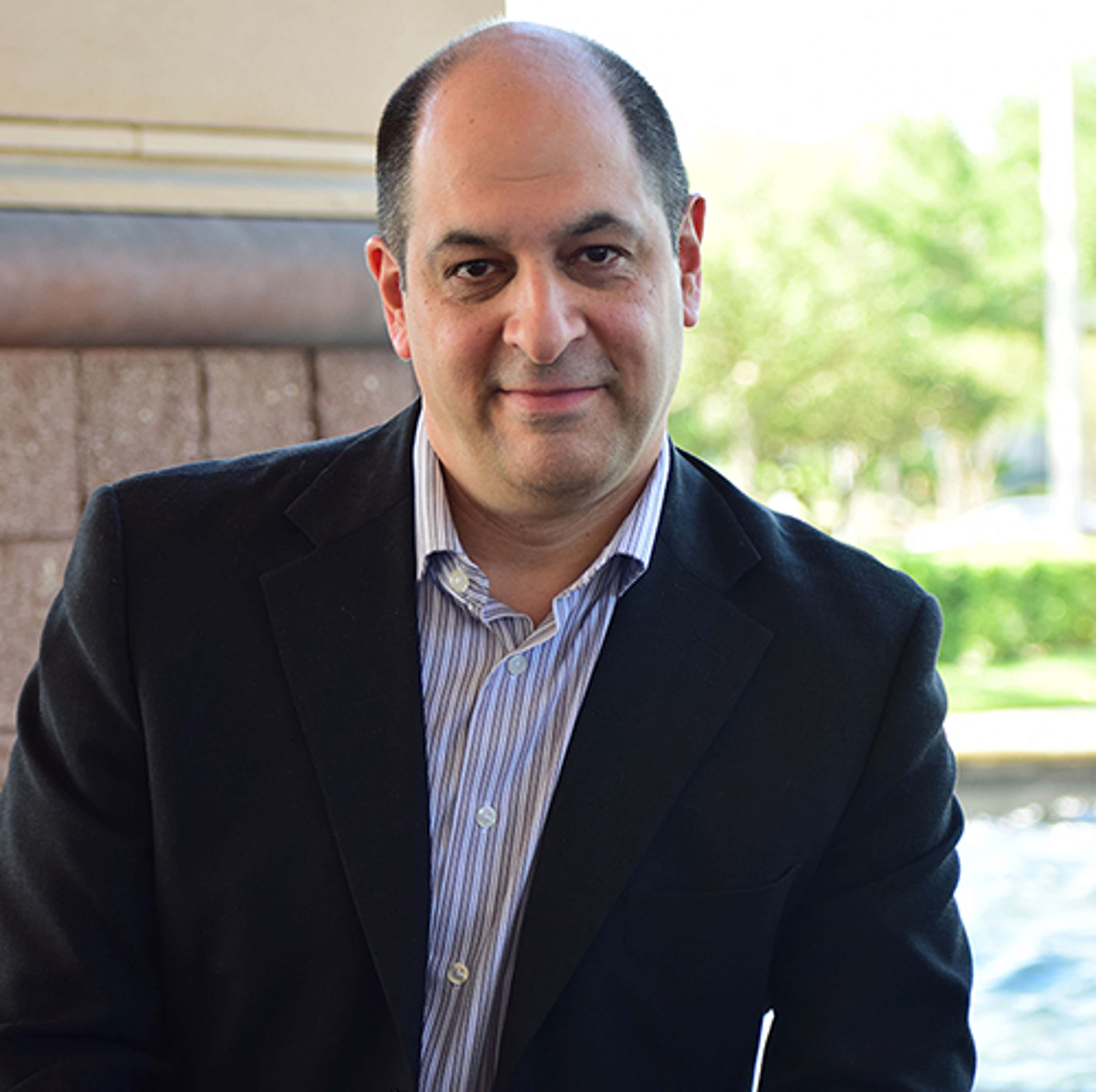 Headshot of Ajay Pangarkar