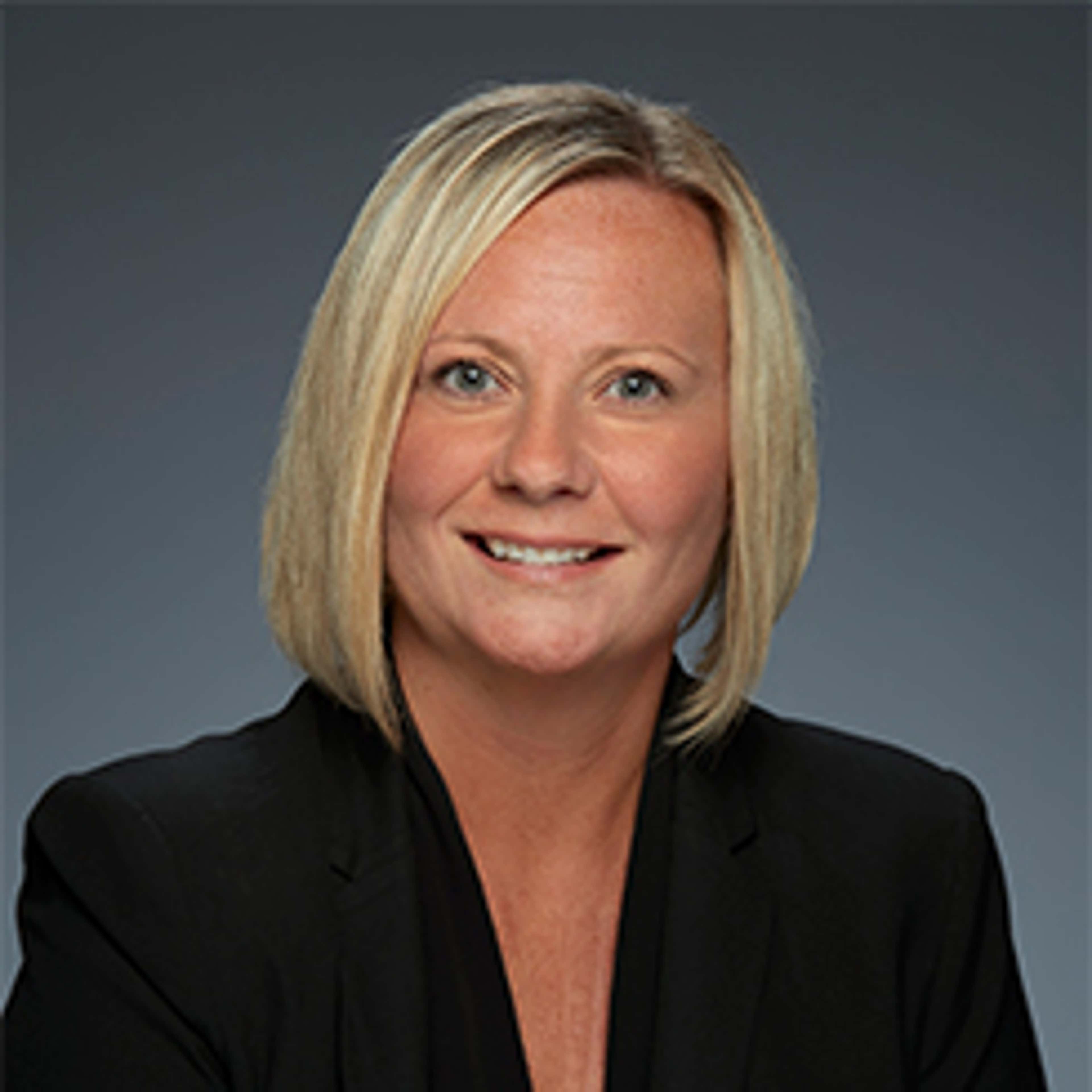 Barbara MacCheyne's headshot