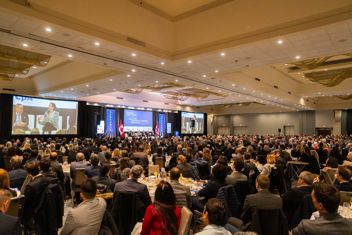 Crowd at Economic Outlook Breakfast Event