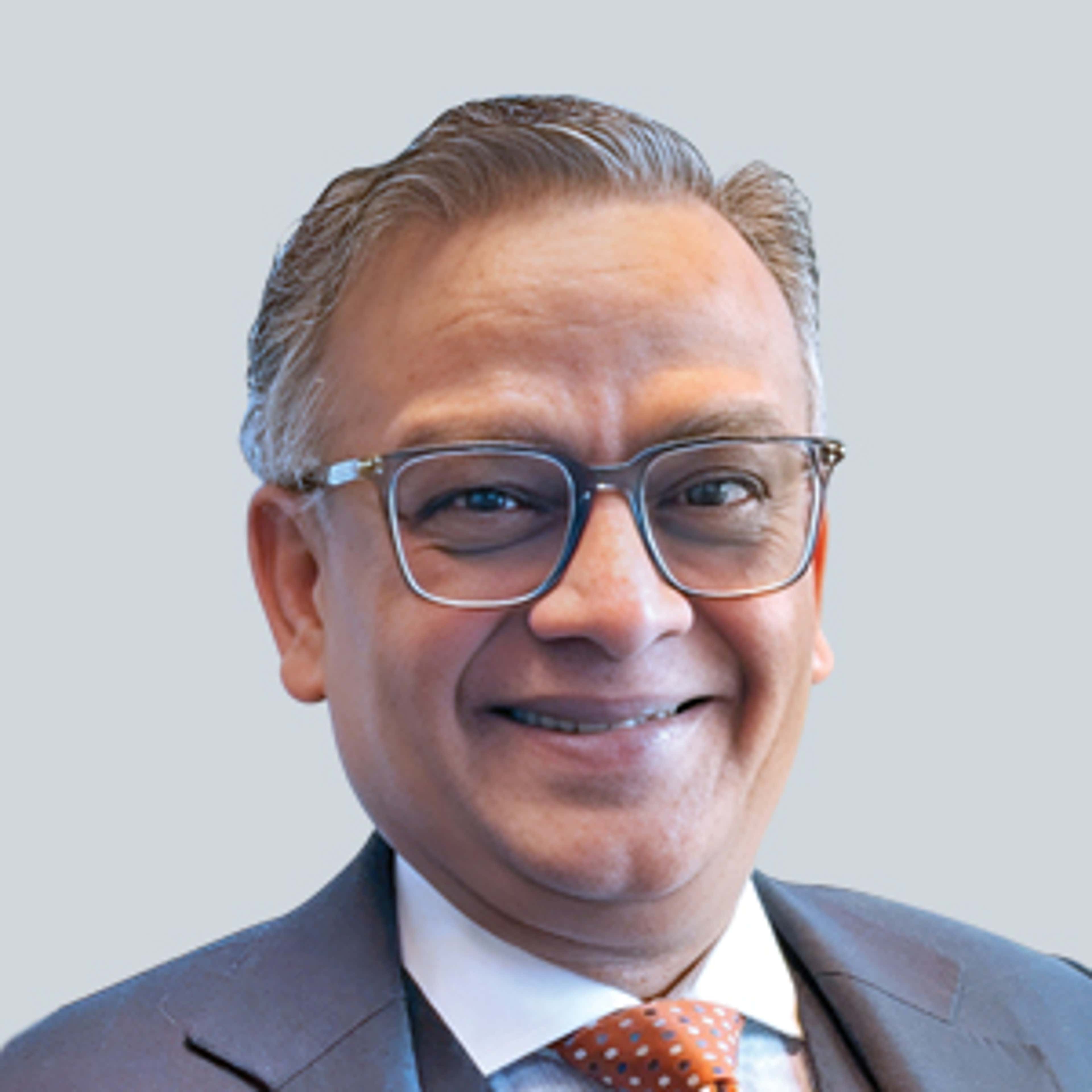 Akif Siddiqui, FCPA, FCA