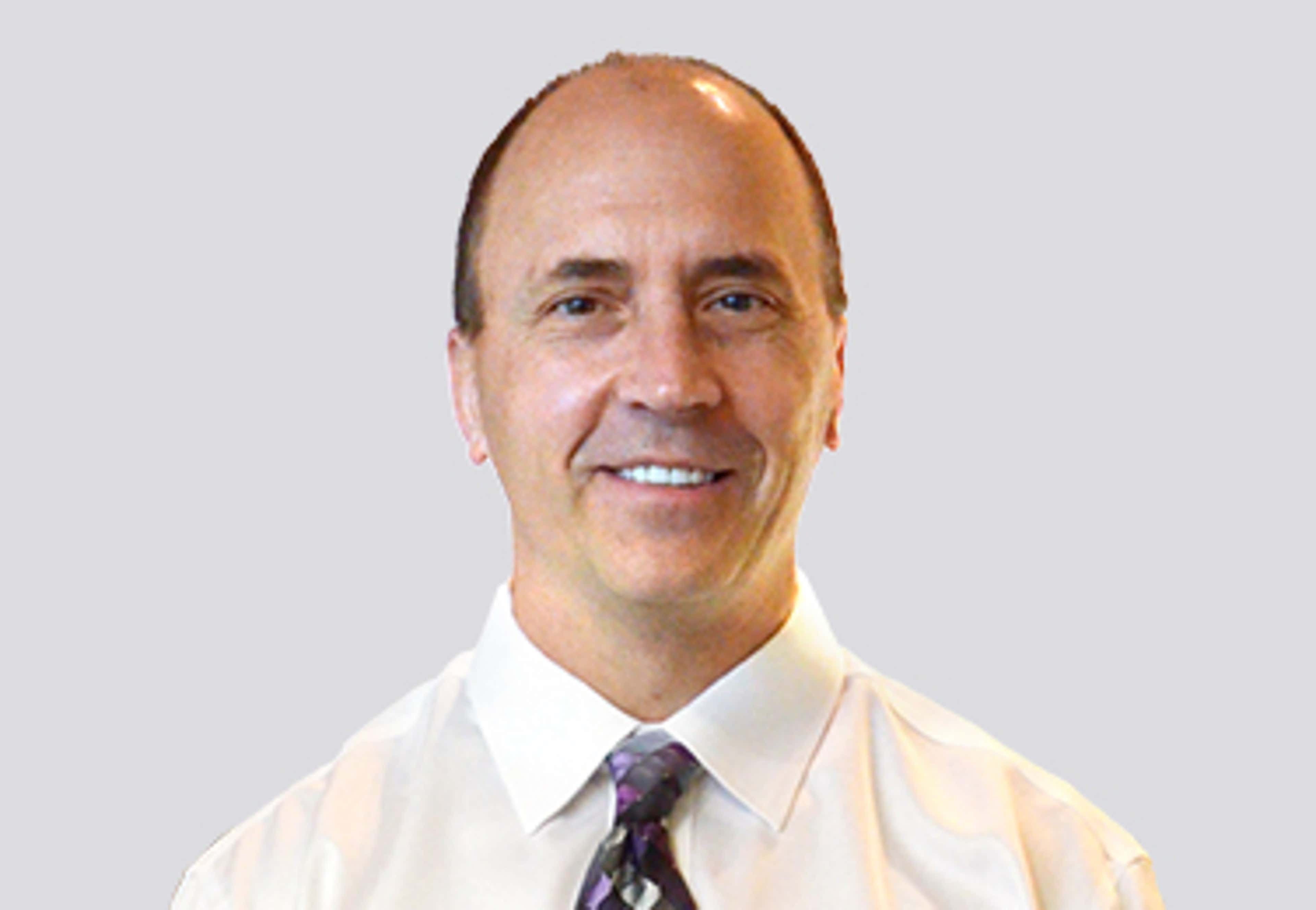 Headshot of Daniel Rogozynski, CPA, CA, CPA (Illinois)