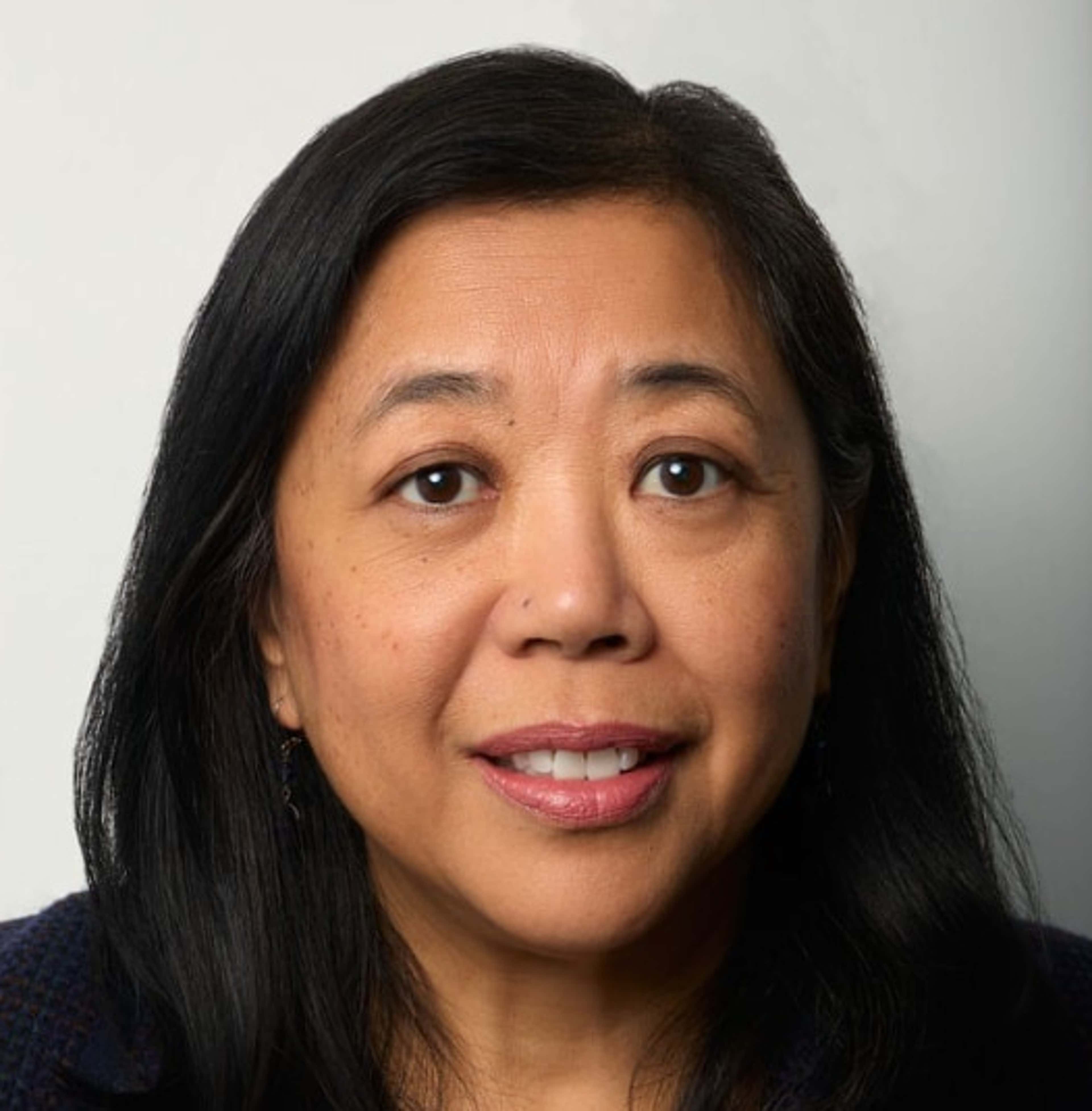 Janet Gillies Headshot